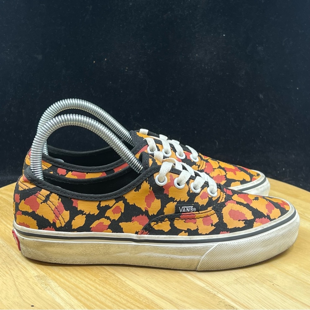 Vans Classic Lace Up Orange/Black Animal Print Women’s Size 6.5 - Picture 4 of 10